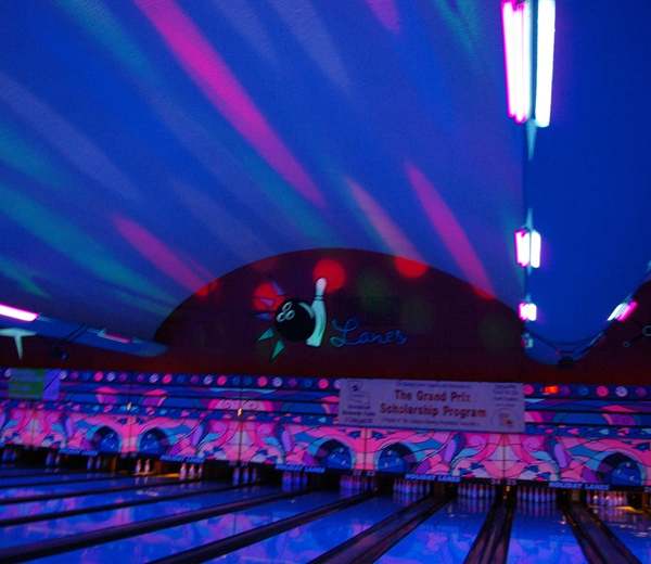 Holiday Lanes Murals